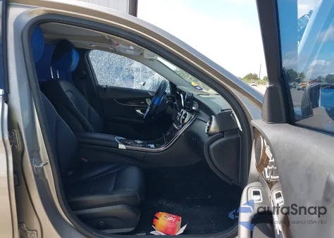 2019 Mercedes-Benz C 300 4Matic from USA, damaged, VIN 55SWF8EB0KU314445